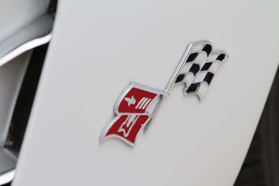  Chevrolet Corvette Roadster 1960 года  (фото 16 из 20)